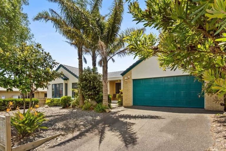 Photo of property in 20 Thebes Grove, Papamoa Beach, Papamoa, 3118