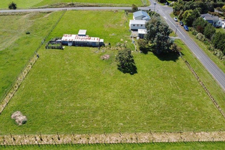 Photo of property in 53 Tipapakuku Road, Dannevirke, 4930