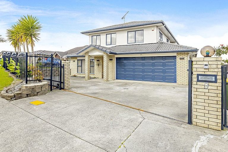 Photo of property in 9 Goh Place, Manurewa, Auckland, 2105
