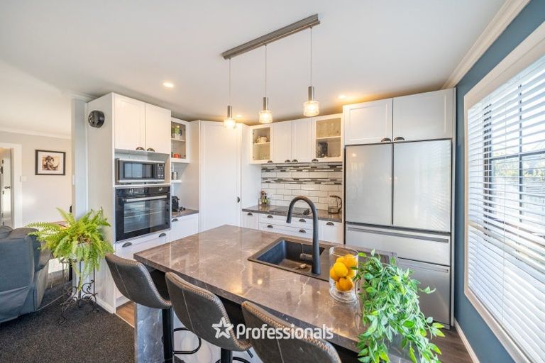 Photo of property in 33 Fenchurch Grove, Stokes Valley, Lower Hutt, 5019