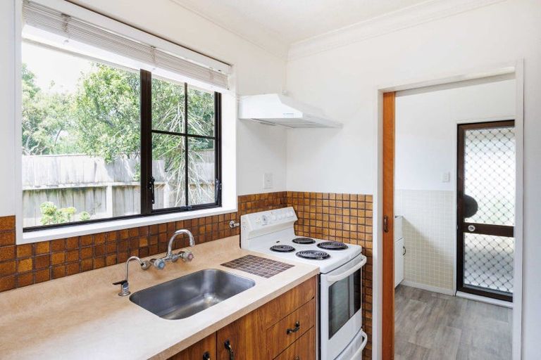 Photo of property in 98 Monrad Street, Highbury, Palmerston North, 4412