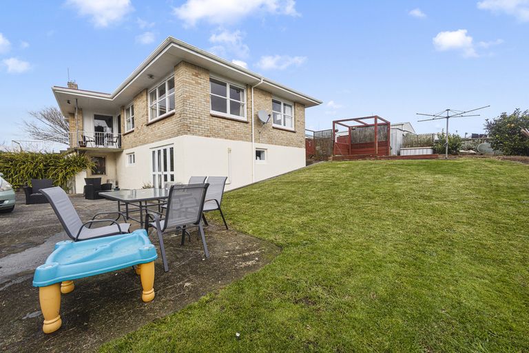 Photo of property in 203 Warburton Crescent, Te Awamutu, 3800
