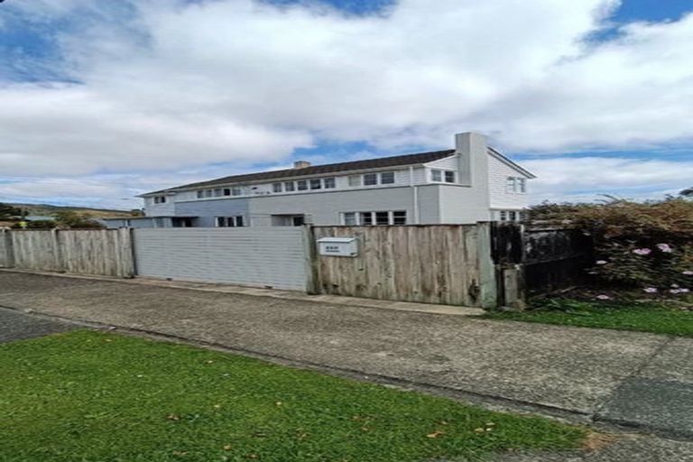 Photo of property in 227 Naenae Road, Naenae, Lower Hutt, 5011