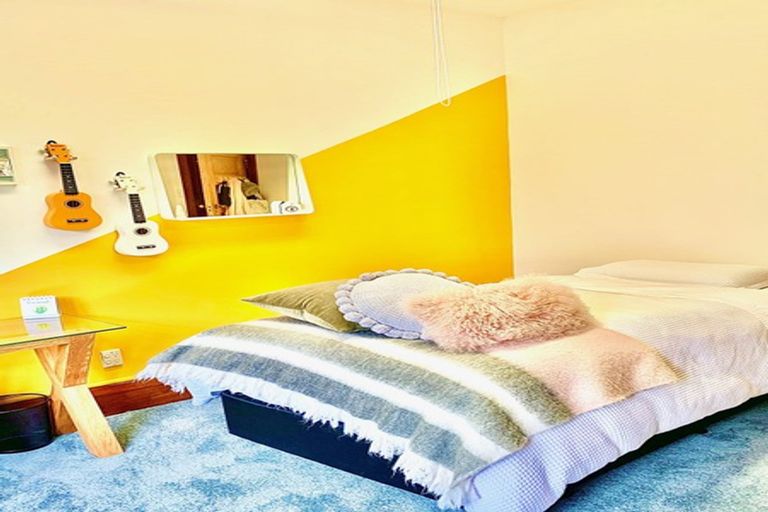 Photo of property in 6 Governor Road, Northland, Wellington, 6012