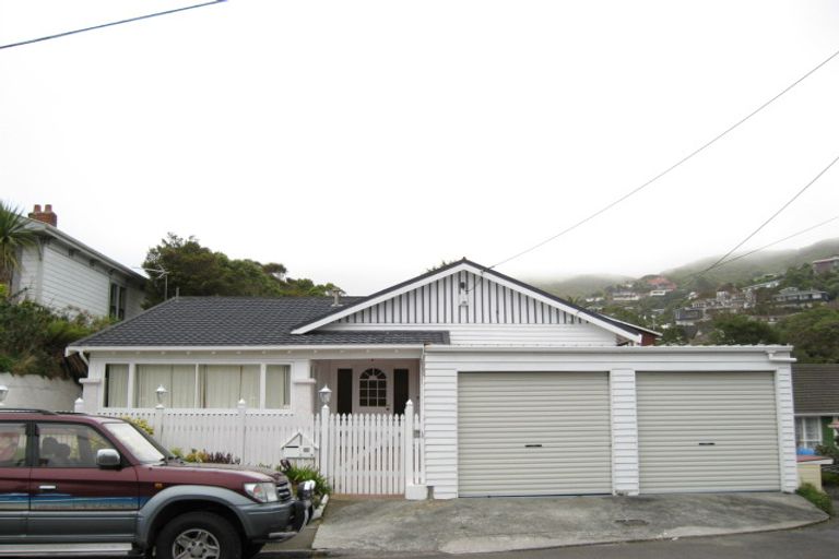 Photo of property in 11 Spiers Street, Karori, Wellington, 6012