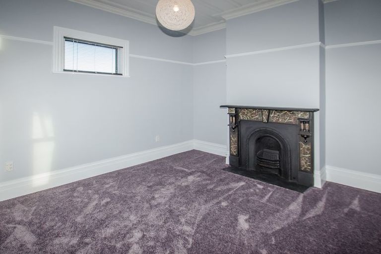 Photo of property in 2 Glen Road, Mornington, Dunedin, 9011