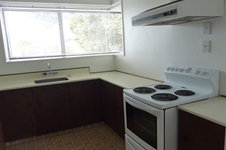 Photo of property in 2/68 Sabys Road, Halswell, Christchurch, 8025