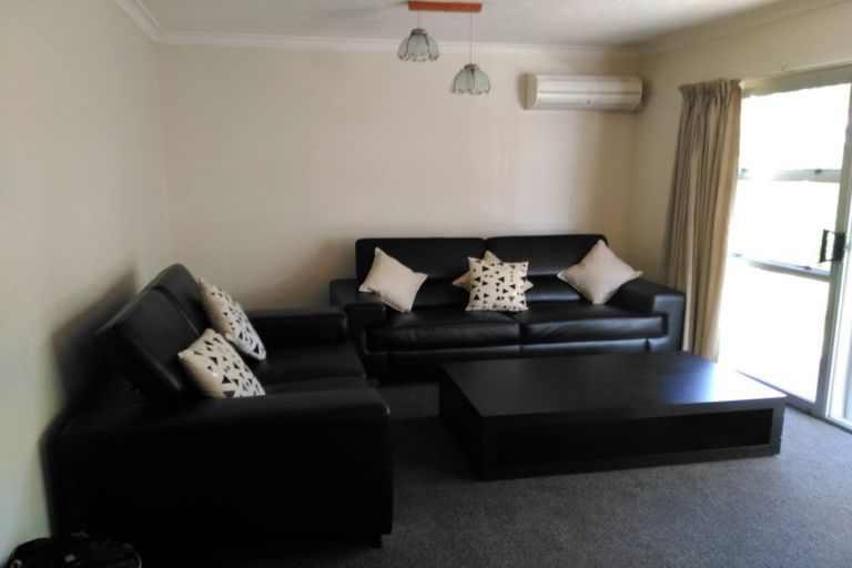 Photo of property in 2/129 Maidstone Road, Ilam, Christchurch, 8041