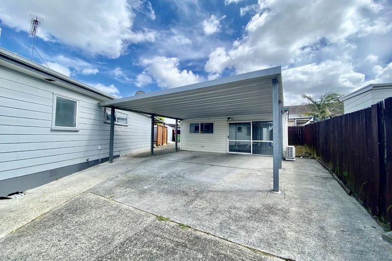 Photo of property in 219 Mahia Road, Wattle Downs, Auckland, 2103