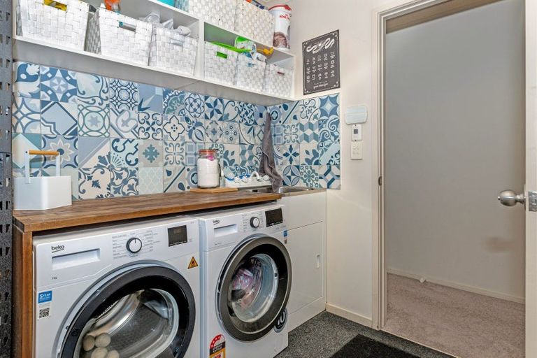 Photo of property in 49 Sterling Park, Lytton West, Gisborne, 4010