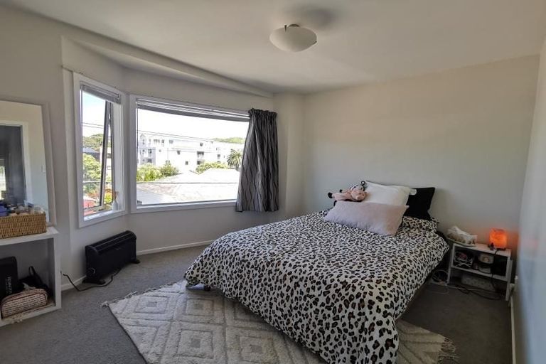 Photo of property in 2 Palm Grove, Berhampore, Wellington, 6023