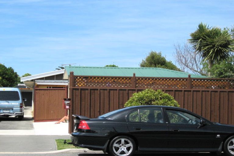 Photo of property in 2/237 Estuary Road, South New Brighton, Christchurch, 8062