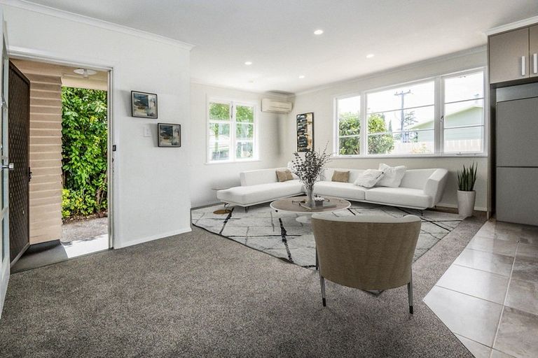 Photo of property in 403 Pakowhai Road, Frimley, Hastings, 4120