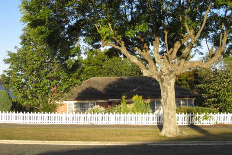 Photo of property in 35 Kitchener Square, Highfield, Timaru, 7910