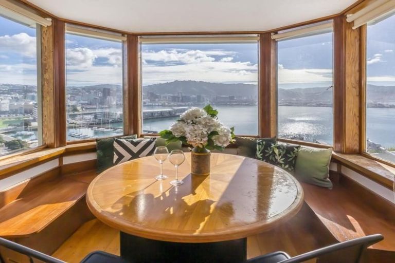 Photo of property in 46 Mcfarlane Street, Mount Victoria, Wellington, 6011