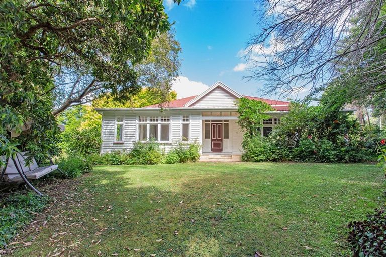 Photo of property in 119 Main Road, Governors Bay, Lyttelton, 8971