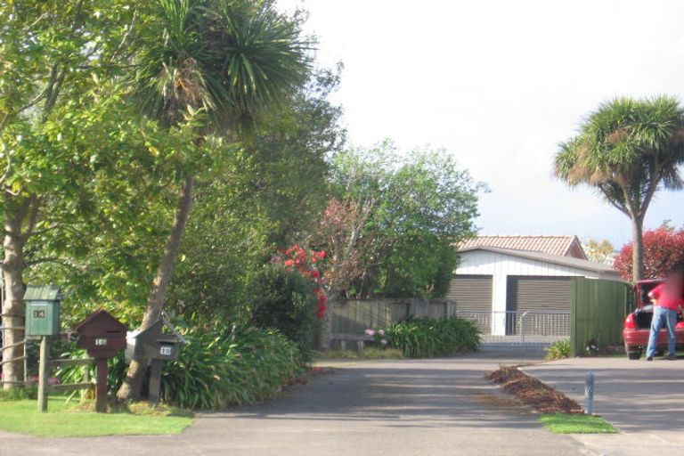 Photo of property in 19 Orchard Place, Lynmore, Rotorua, 3010