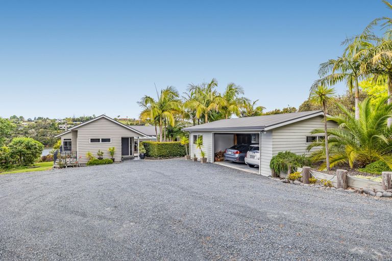 Photo of property in 64b Mission Road, Kerikeri, 0230