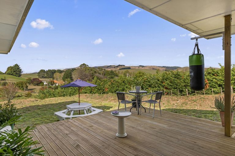 Photo of property in 24 Wrights Road, Raglan, 3295