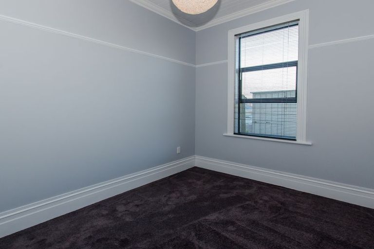 Photo of property in 2 Glen Road, Mornington, Dunedin, 9011