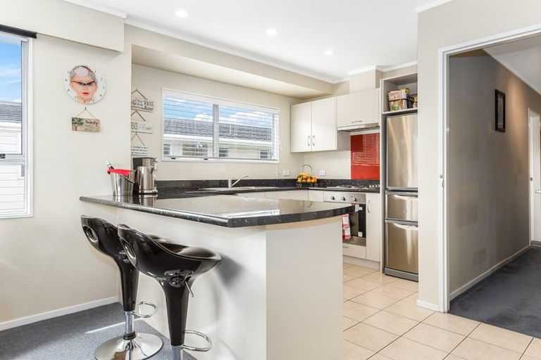 Photo of property in 123 Spinnaker Drive, Whitby, Porirua, 5024