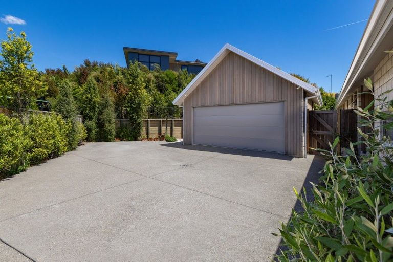 Photo of property in 10 Avignon Place, Fairhall, 7272