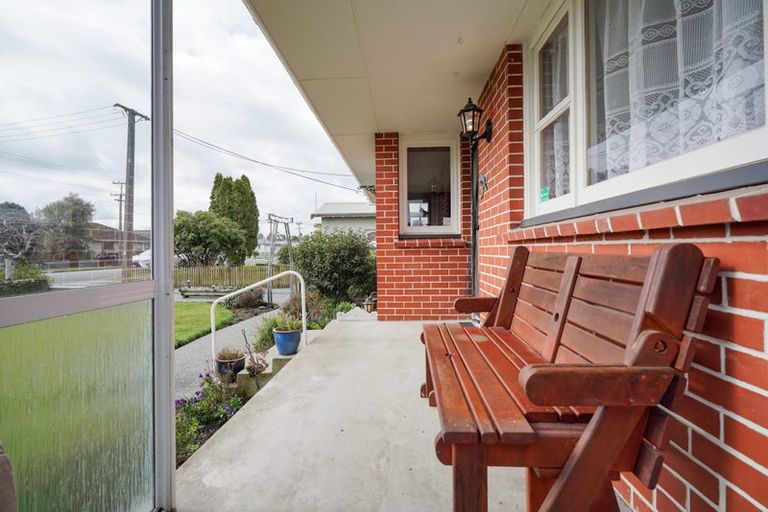 Photo of property in 51 Albert Street, Winton, 9720