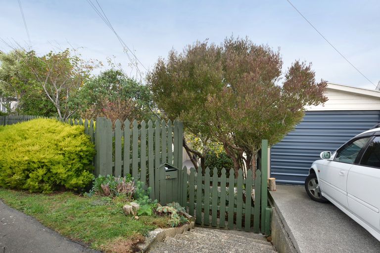 Photo of property in 22 Hunt Street, Andersons Bay, Dunedin, 9013