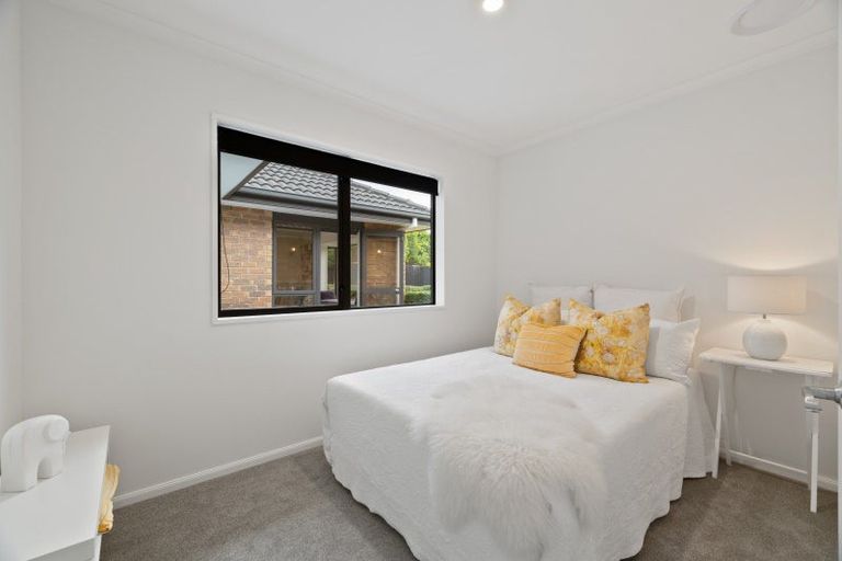 Photo of property in 14 Amoka Crescent, Parklands, Christchurch, 8083