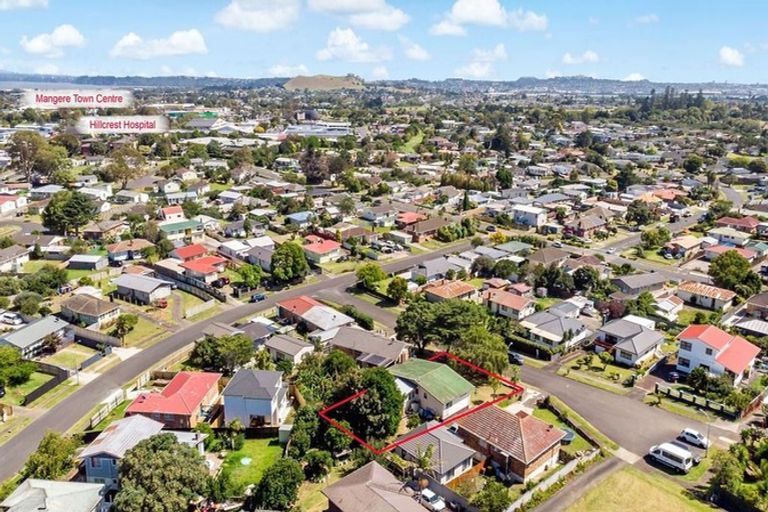 Photo of property in 5 Leeson Place, Mangere, Auckland, 2022
