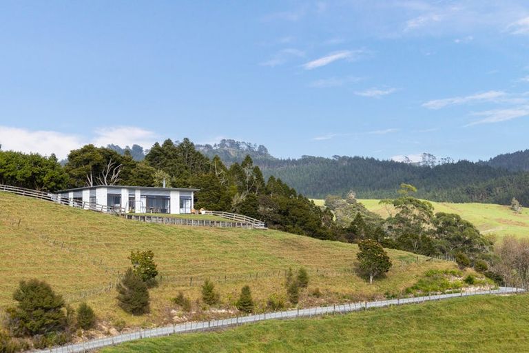 Photo of property in 1695 Kaipara Hills Road, Kaipara Flats, Warkworth, 0984