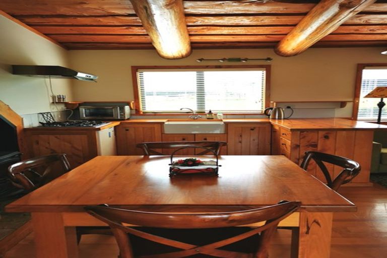 Photo of property in 277 Smart Road, Hillsborough, New Plymouth, 4372