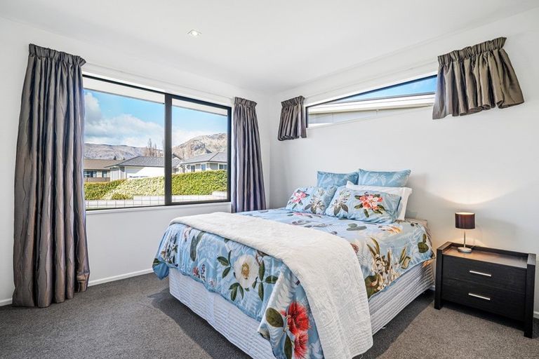 Photo of property in 42a-b Kelliher Drive, Wanaka, 9305