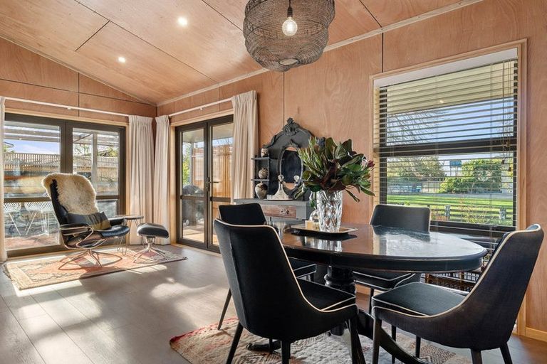 Photo of property in 79 Regent Street, Martinborough, 5711