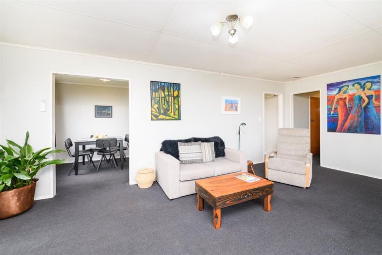 Photo of property in 2 Walton Street, Bulls, 4818