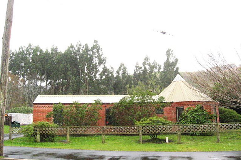 Photo of property in 16 Stevenson Avenue, Sawyers Bay, Port Chalmers, 9023