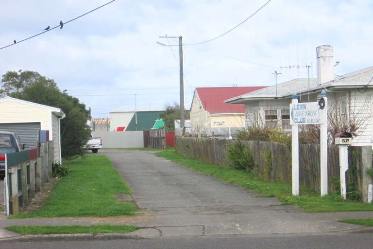 Photo of property in 17 Keepa Street, Levin, 5510