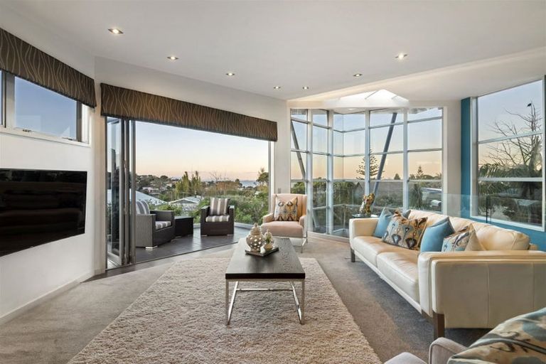 Photo of property in 25 Hastings Road, Mairangi Bay, Auckland, 0630