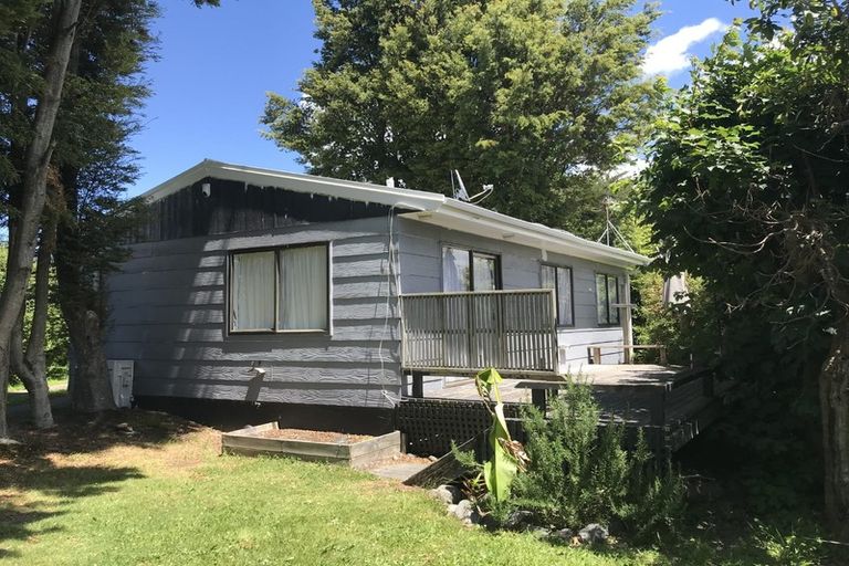 Photo of property in 2/33 Taupo View Road, Taupo, 3330