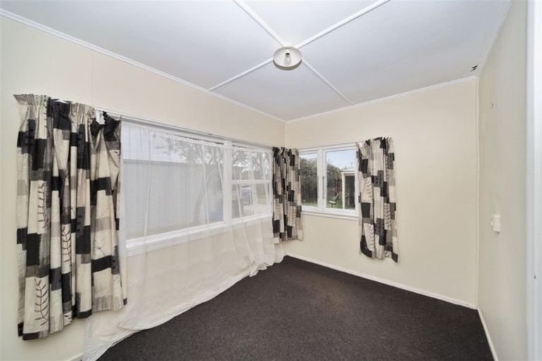 Photo of property in 419 Waihi Road, Normanby, Hawera, 4614