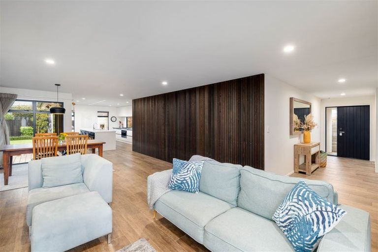 Photo of property in 67 Mays Road, St Albans, Christchurch, 8052