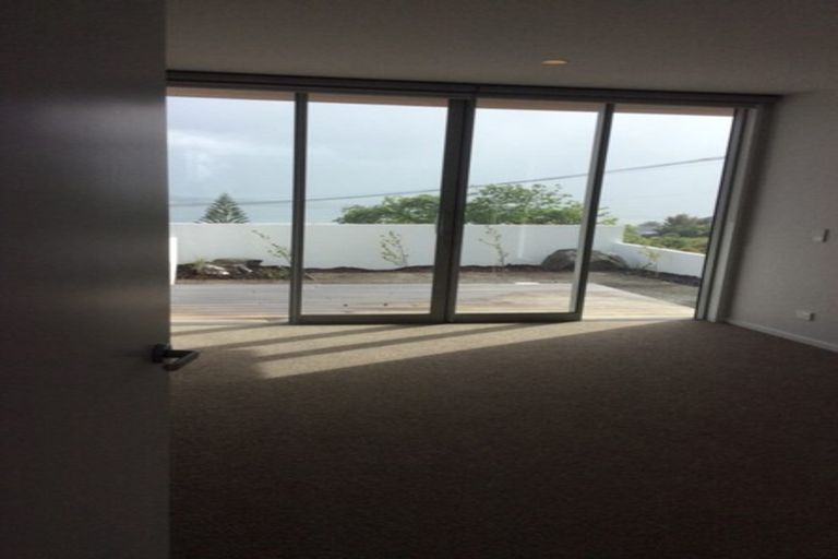 Photo of property in 224 Mount Pleasant Road, Mount Pleasant, Christchurch, 8081