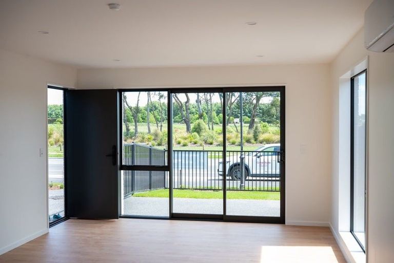 Photo of property in 60 Candys Road, Halswell, Christchurch, 8025