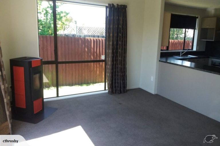 Photo of property in 3/40 Bass Street, Woolston, Christchurch, 8062