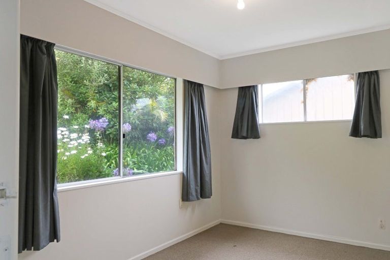 Photo of property in 42 Major Drive, Kelson, Lower Hutt, 5010