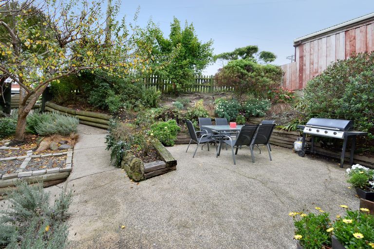 Photo of property in 22 Hunt Street, Andersons Bay, Dunedin, 9013