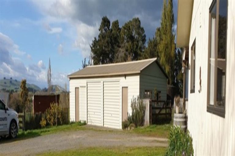 Photo of property in 73 Settlement Road, Hatuma, Waipukurau, 4281