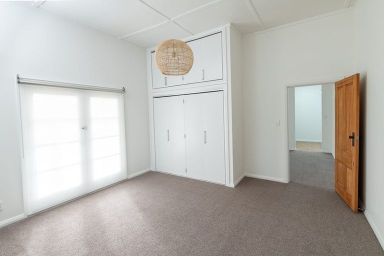 Photo of property in 22 Para Street, Miramar, Wellington, 6022