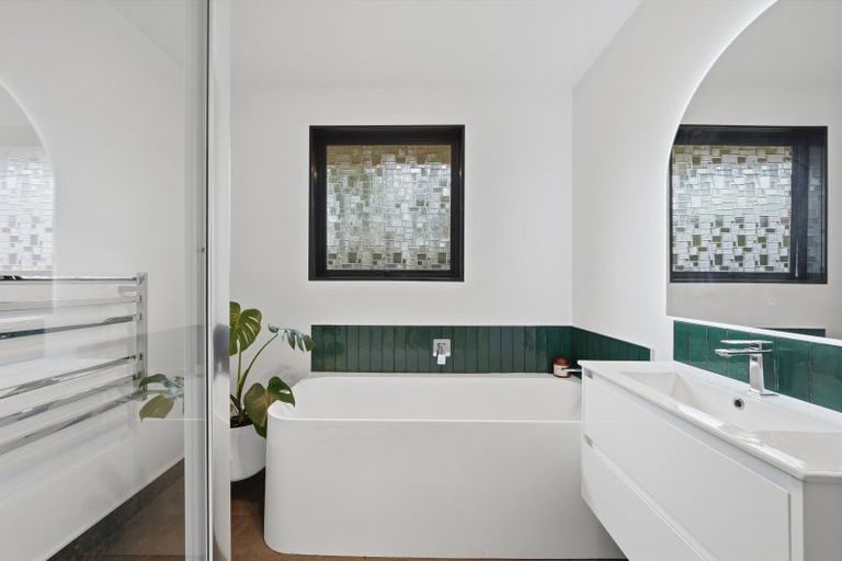 Photo of property in 6 Redwood Place, Oxford, 7430