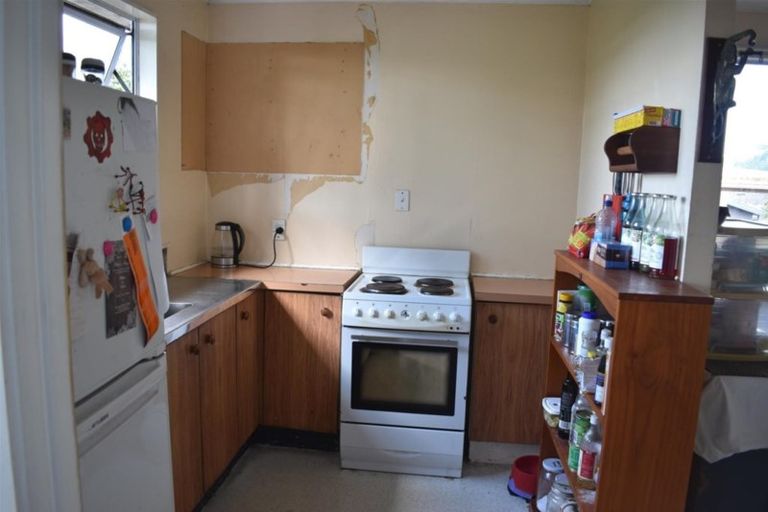 Photo of property in 2/77 Luanda Drive, Ranui, Auckland, 0612